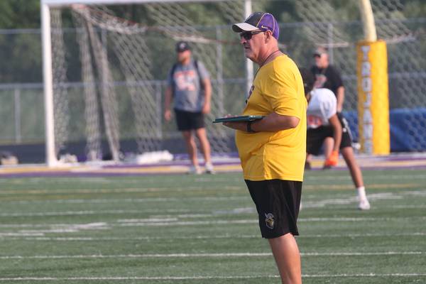 Mendota has ‘very productive’ first summer under Jim Eustice
