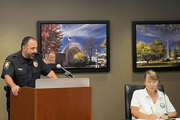Sterling police chief announces retirement after nearly 3 decades of service