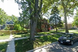 Brookfield: Two-bedroom home built in 1942 sells for $400,000