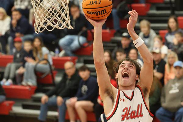 Hall, Mendota to meet for Saturday’s Colmone Classic championship