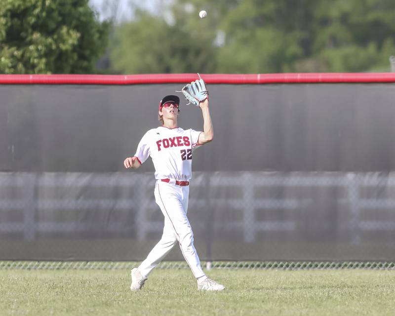 Yorkville's Aaron Klemm (22) makes an outfield catch during baseball game between Oswego East at Yorkville. Monday, May 12, 2025 in Yorkville.