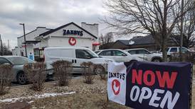 Zaxby’s restaurant in Plainfield offers year of free chicken to first 50 guests in line for grand opening