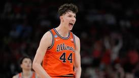 Illinois clamps down on Houston, advances to Elite Eight matchup with Iowa