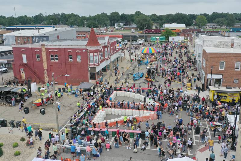 Photos 75th annual Mendota Sweet Corn Festival and parade Shaw Local