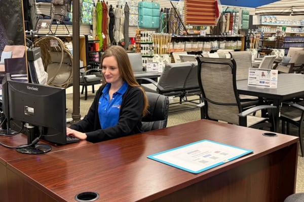 Illinois retailers celebrate early successes of state-funded apprenticeship program