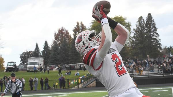 Photos: Lena-Winslow beats Forreston in 1A playoff action
