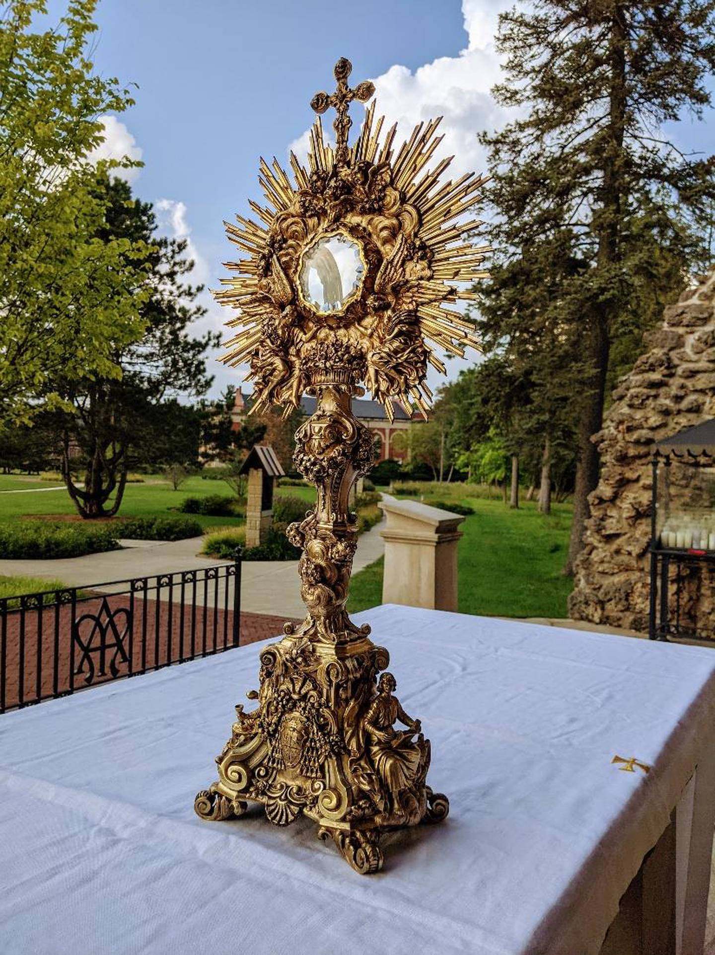Pope Pius XI had given the monstrance to Cardinal George Mundelein during the 1926 International Eucharistic Congress in Chicago, the first congress held in the U.S. People will have an opportunity to pray for vocations before this monstrance on Feb. 8, 2022 at St. Mary Immaculate Parish in Plainfield.