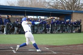 Yorkville’s Kam Yearsley closing in on national JUCO home run record: ‘It’s crazy’