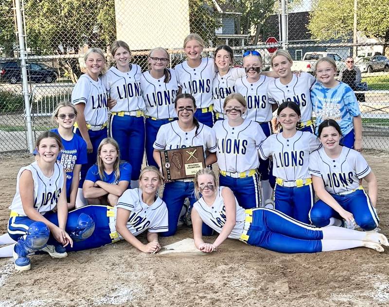 Princeton Logan defeated Peru Parkside 14-3 to win the Fieldcrest Class 2A Regional on Tuesday. Team members are (front, left) Ava Munson and Kendall Rauh; (row two)
Collyns Etheridge, Ella Stocker, Kendall Keutzer, Addi Parry, Payten Harden, Kiley Johnston and Anna Ellis; and (back row) Breelyn Unthank, Piper Hansen, Liberty Sousa,Payton Brandt, Kinzley Hansen, Ellie Longeville, Libby Sierens and Emily Jaeger.