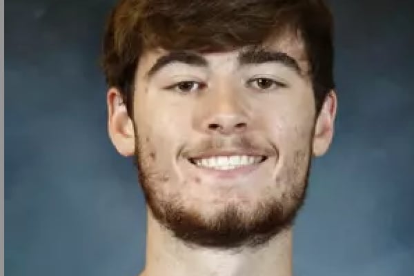 Grady Thompson sparks Dubuque in American Rivers Conference tournament opener