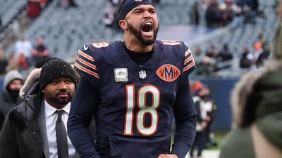 Photos: Bears take down Giants 24-20 on snowy afternoon at Soldier Field