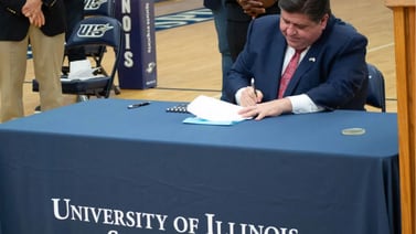 Pritzker calls for setting new higher education attainment goals