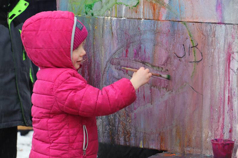 Frosty Fest is planned from 10:30 a.m.  to 1 p.m. Jan. 4 at Viking Park in Gurnee. Outdoor activities for all are planned.