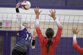 Volleyball: Dixon rallies past Oregon for BNC victory