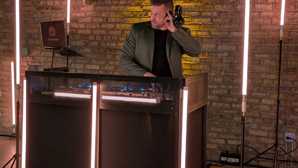 Music takes center stage in Kane County weddings 