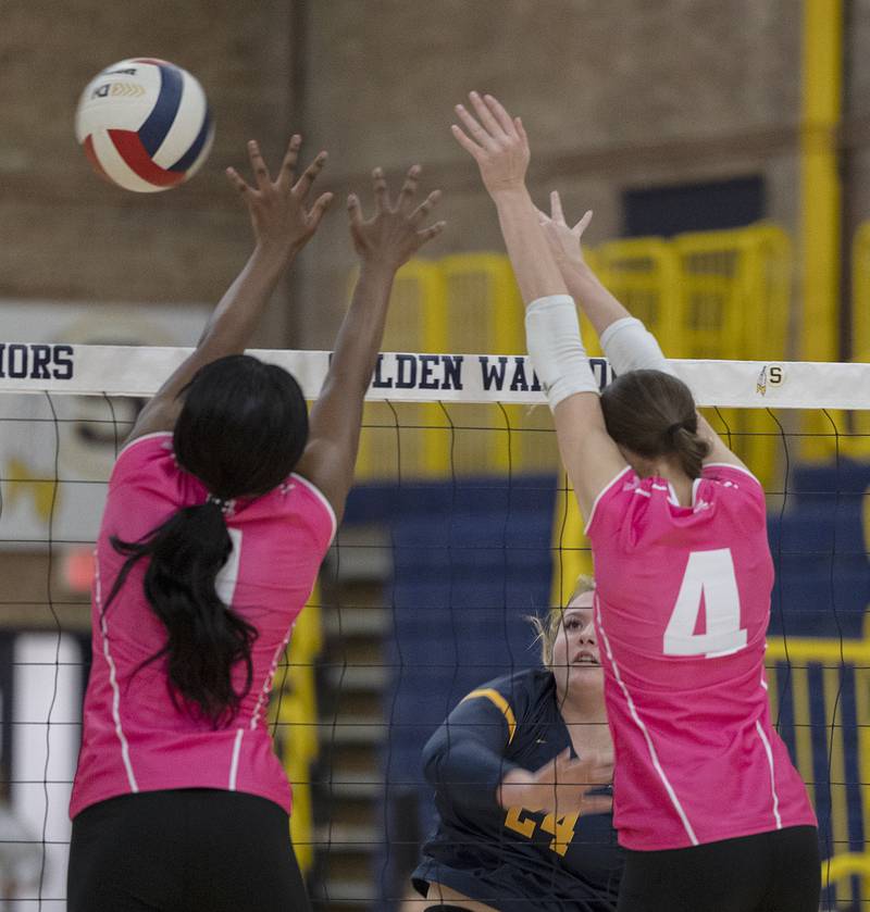Sterling’s Carley Sullivan plays the ball against United Township Tuesday, Oct. 15, 2024, in Sterling.