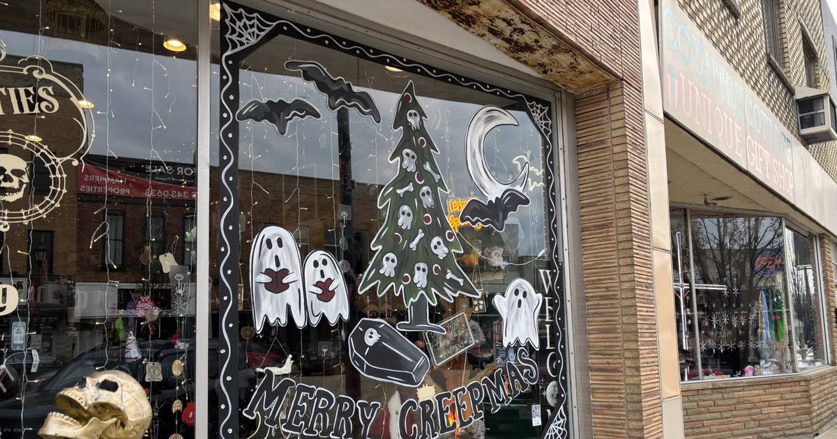 Ottawa artist brightens downtowns with holiday windows