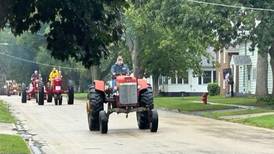 Tractor parade loops around Whiteside County