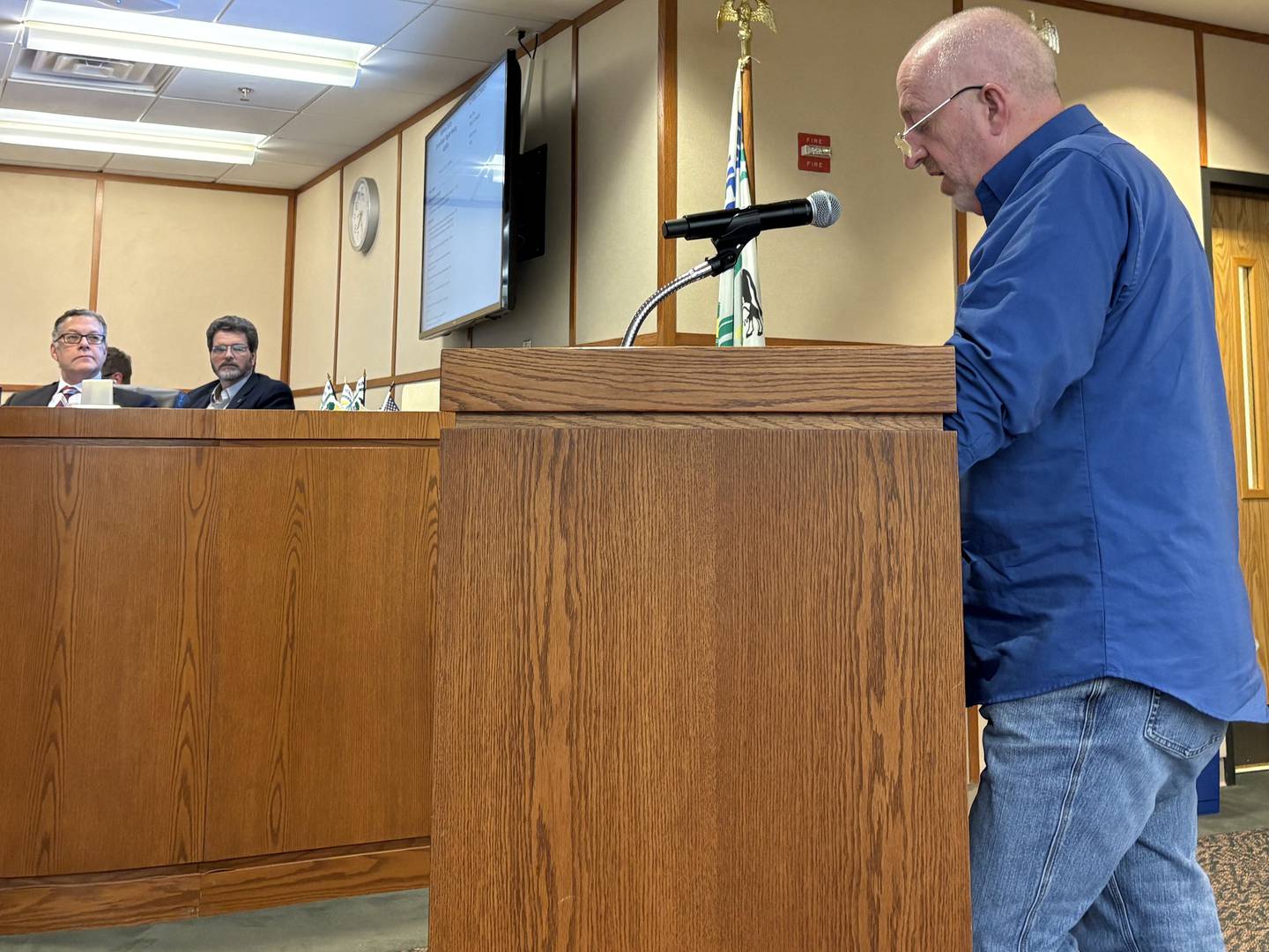 Dwight MacKinney speaks against the proposed ready-mix plant near Marengo  during the McHenry County Board meeting Tuesday, Jan. 21, 2025.