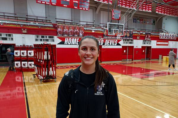 Downers Grove North tops Hinsdale Central, clinches West Suburban Conference Silver title