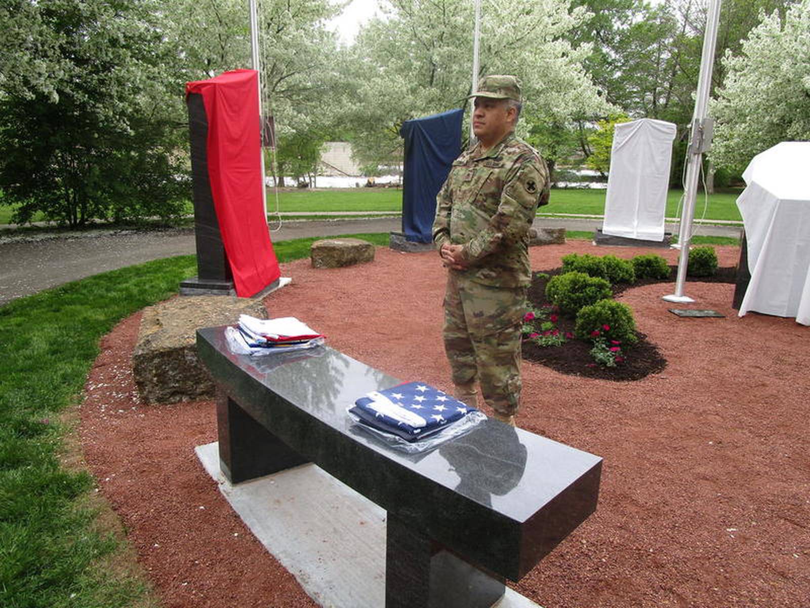 Forgotten Warrior Memorial unveiled at Channahon State Park – Shaw Local
