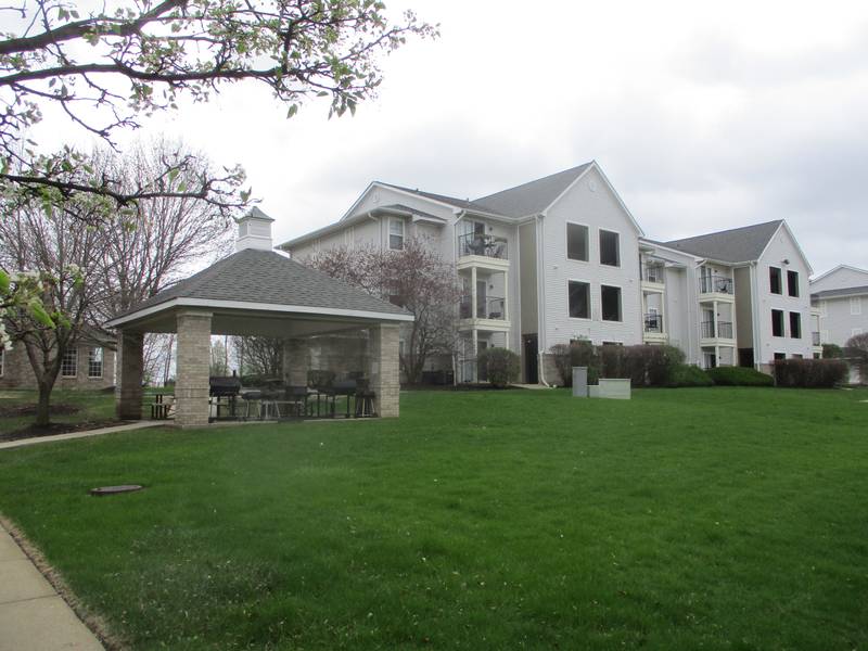 Joliet removes JJC residency requirement for apartment complex