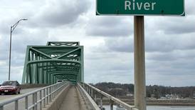 Illinois 136 bridge from Fulton to Iowa closed from May-September for maintenance project