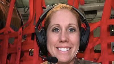 Cindy Niles inspires children while balancing a teaching career, military service