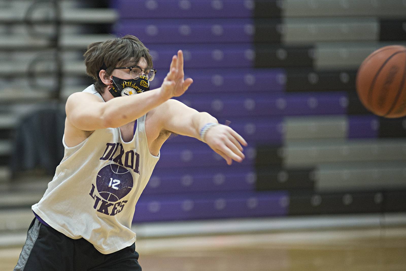 Dixon boys basketball hit the court in prep for the season Shaw Local