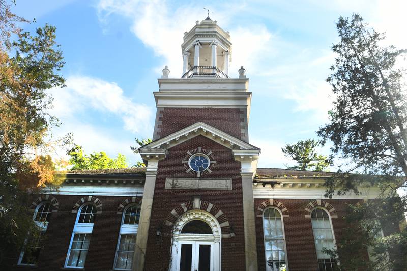 Metcalf Hall was the administration building for Shimer College when it was located in Mt. Carroll. The property is now known as Shimer Square, a housing and business incubation development. It was announced last week that the development will receive a $1.5 million Rebuild Illinois Capital grant. Metcalf Hall was built in 1907.