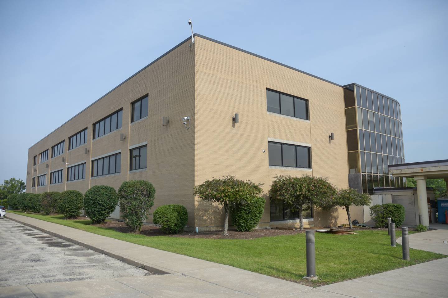 Will County is retrofitting a former Silver Cross Hospital office building in Joliet for a Veteran Assistance and Support Center. June 17, 2025