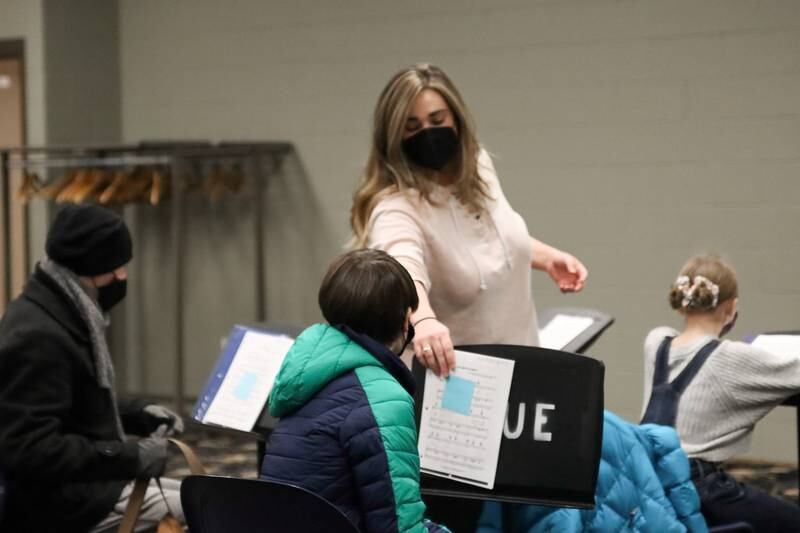 Raue Center School for the Arts Lead Instructor Alayna DeVar works with a class in this undated photo. The school has a musical workshop for young performers in the works that will bring author Sheila Glazov’s book “Princess Shayna and the Invisible Gift” to the stage.