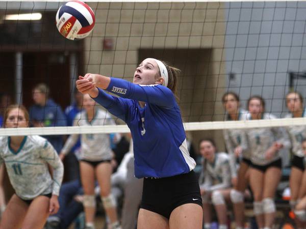 Girls volleyball: Woodstock junior Julia Laidig commits to Southern Illinois