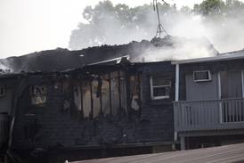 39 Joliet residents displaced, seven with minor injuries in apartment fire