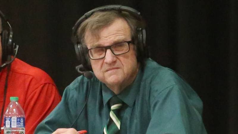 ‘Brownie’ hanging up mike, stats sheets after 50 years  