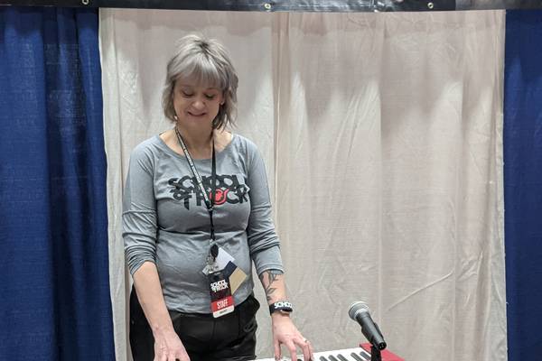 Oswego Hometown Expo spotlights community businesses, organizations 