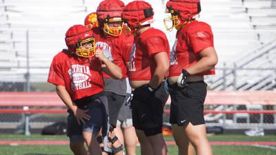 Experienced, towering O-Line crew ready to carry Batavia back to state title game