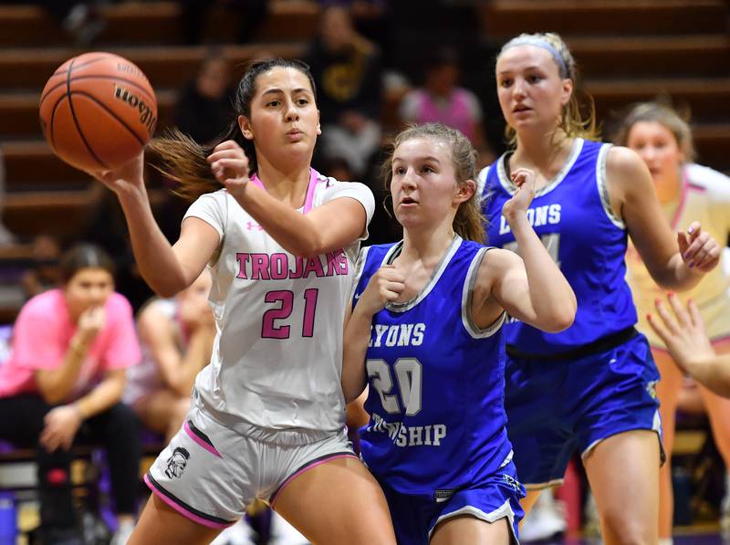 Photos Downers Grove North vs. Lyons Township in girls basketball