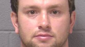 Bolingbrook man charged with possession of child sex abuse materials to remain in jail