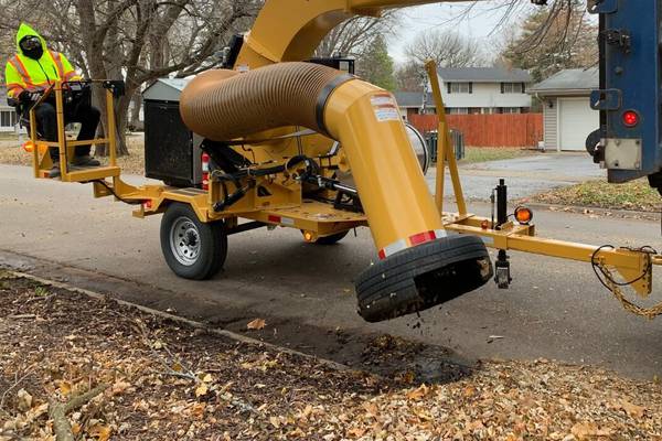 Oswego leaf collection set to resume Monday morning 