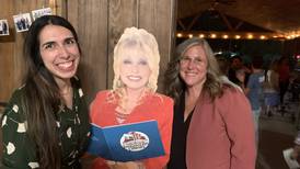 Dolly Parton library lands in Kankakee County