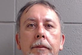 Sterling man heading to trial on child sex assault charges after plea deal fails