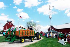 Dickson-Murst Farm in Kendall County hosting day of hayrides and family fun