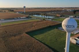 Mendota Rotary Club installs Born Learning Trail