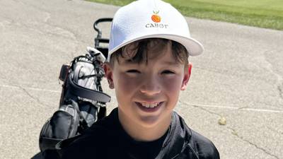Liam Doty leads 6 area advancers in IESA boys golf sectional