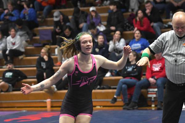Photos: Wrestlers from Sauk Valley schools compete at Belvidere Regional