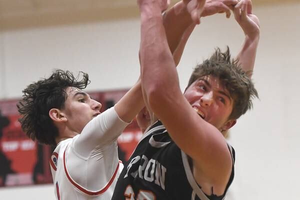 Dixon’s Ahmyrie McGowan scores 20 points in loss to Morton: Monday’s Sauk Valley Roundup 