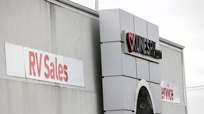 Kunes RV closes Sterling store