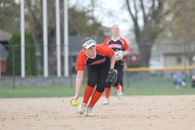 Gardner-South Wilmington's Bree Stein looks to make a play at first base during the Panthers' 9-2 loss to Central on Tuesday, April 22.