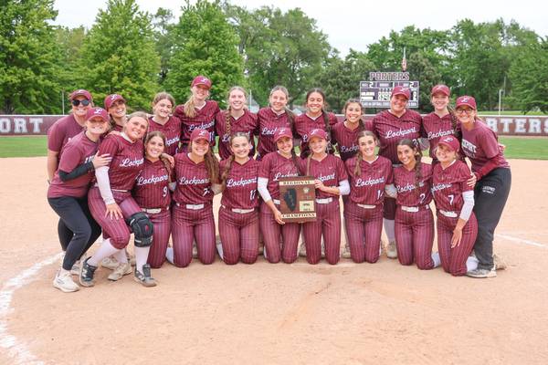 Lockport cruises past Plainfield Central to win regional championship